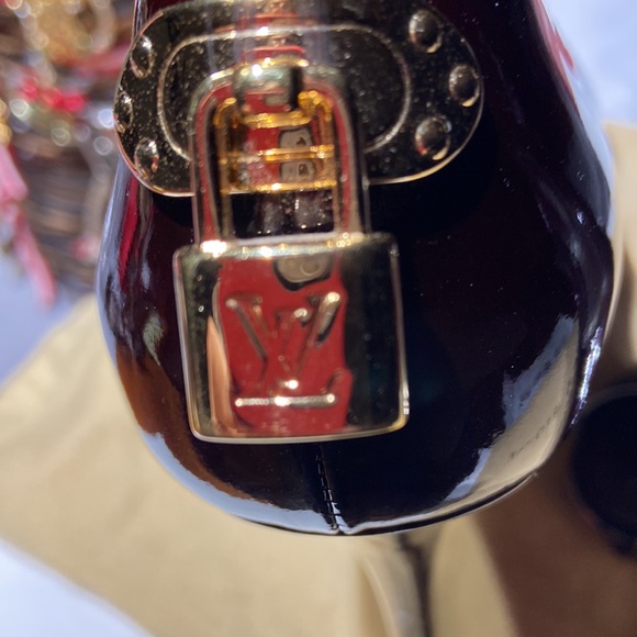 Louis Vuitton high heels Authenticated by authenticate first copy on request